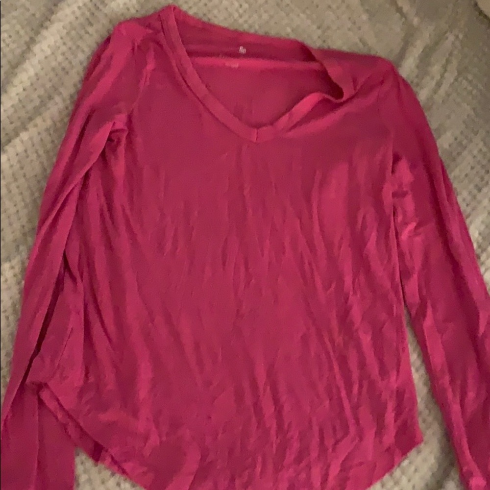SO favorite V- Neck long sleeve pink size small